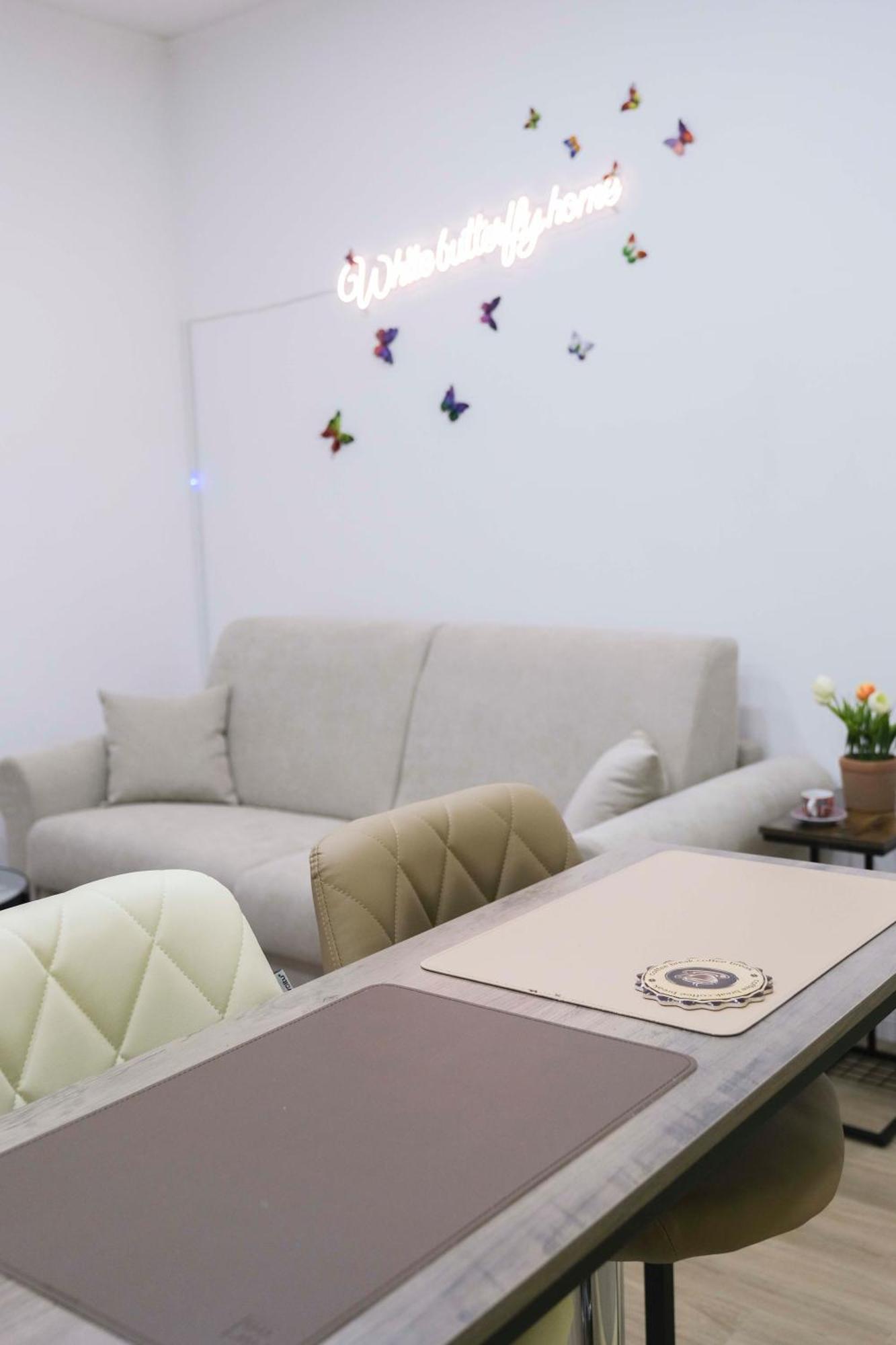 נאפולי White Butterfly Home מראה חיצוני תמונה